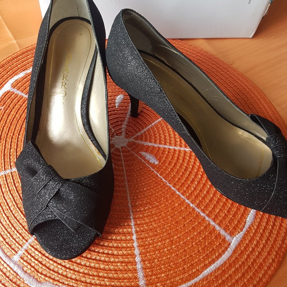 Glitter toeless heel
